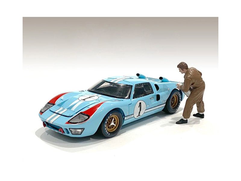 Rapid Vehicles "Race Day 1" Figurine VI for 1/18 Scale Models by American Diorama  free shipping USA