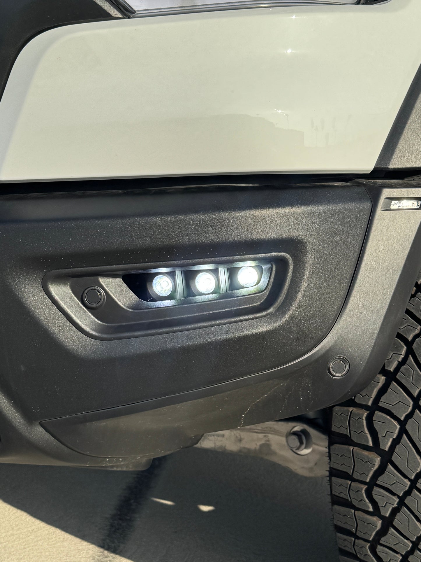 2025+ RAM 1500 Rebel Fog Light Kit