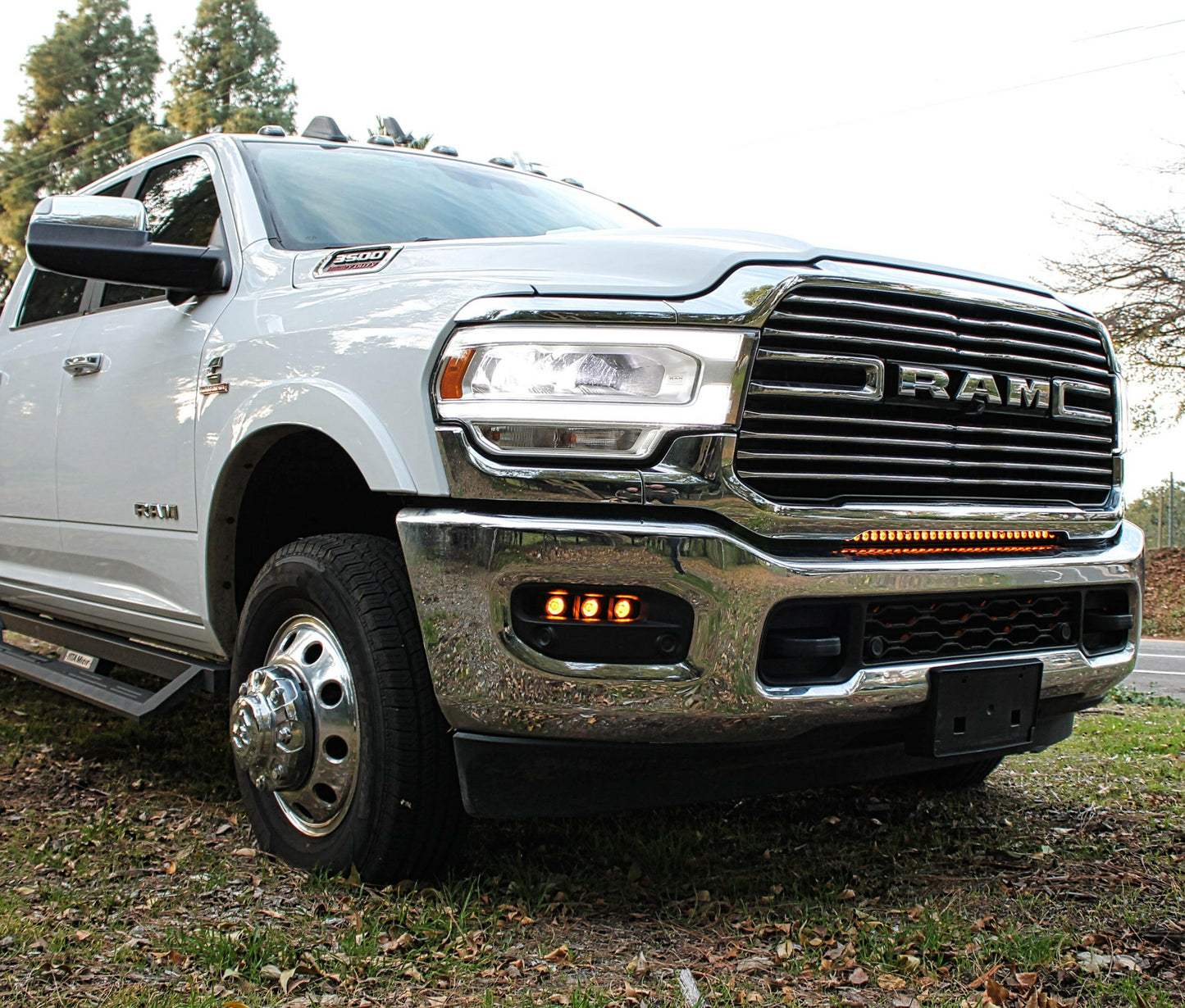2025+ RAM 2500/3500 Fog Light Kit