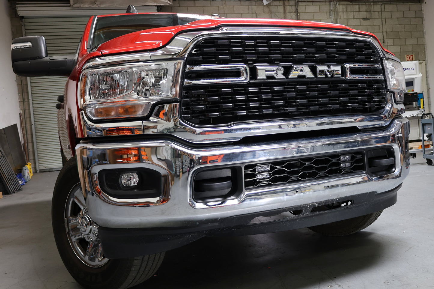 2025+ RAM 2500/3500 Lower Grille Pods
