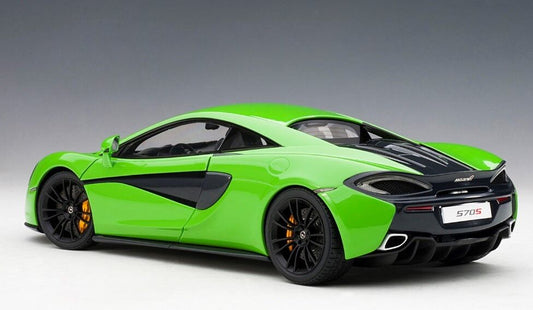 STM Diecast AUTOart Mclaren 570S Coupe Mantis Green w/ Black Wheels 1:18 - View 2