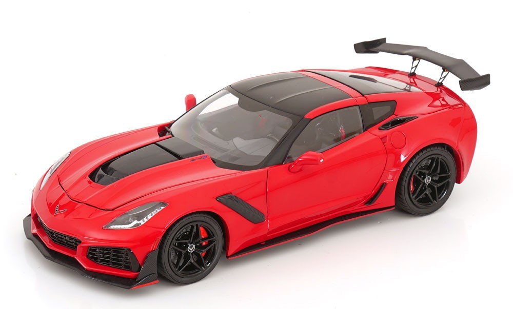 Ixo 2019 Chevy Corvette ZR1 Red 1:18