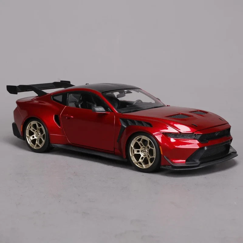 Maisto 2025 Ford USA Mustang GTD 5.2L V8 Coupe Chroma Flame Red 1:18