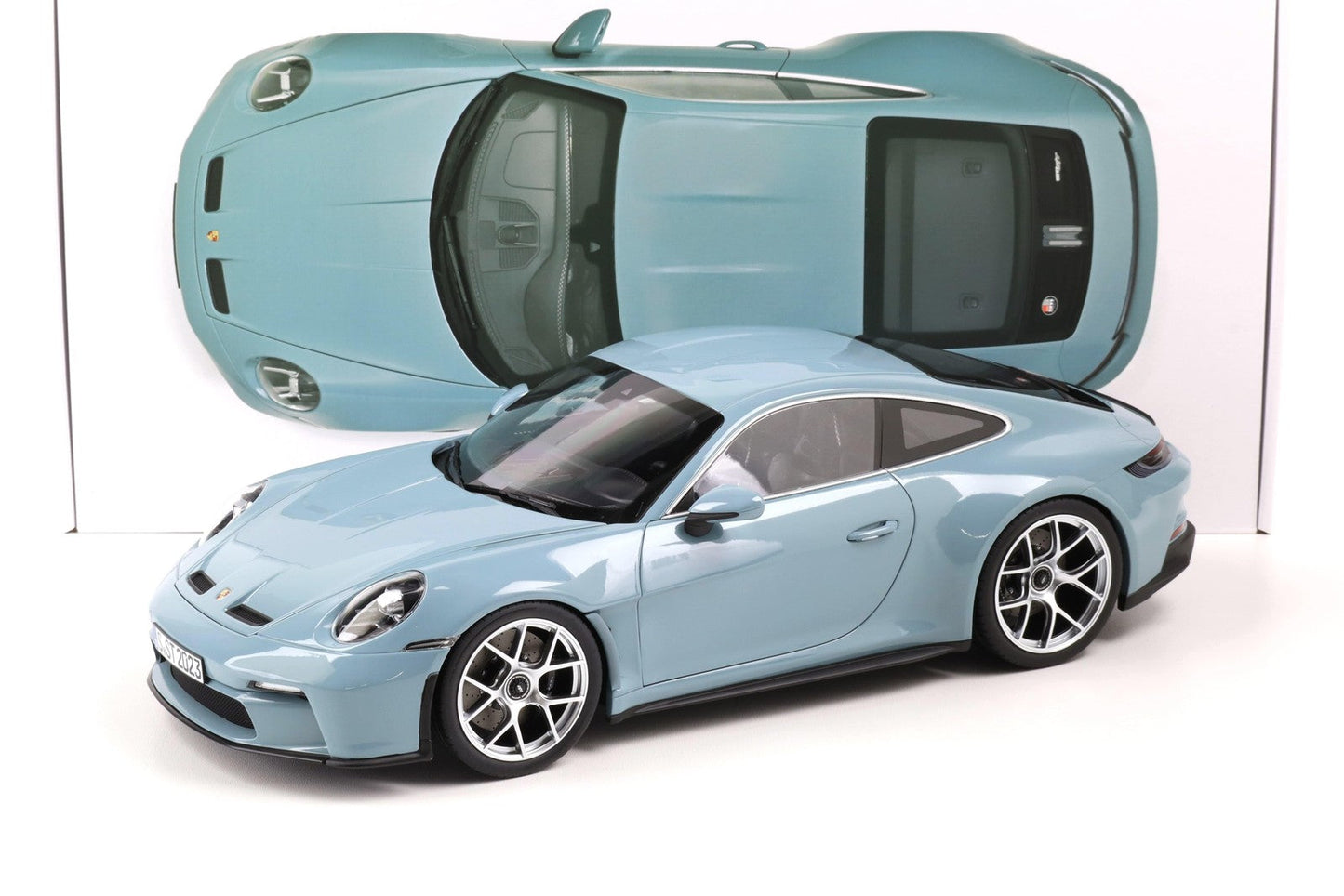 Norev 2023 Porsche 911 992 S/T Meissen Blue 1:12