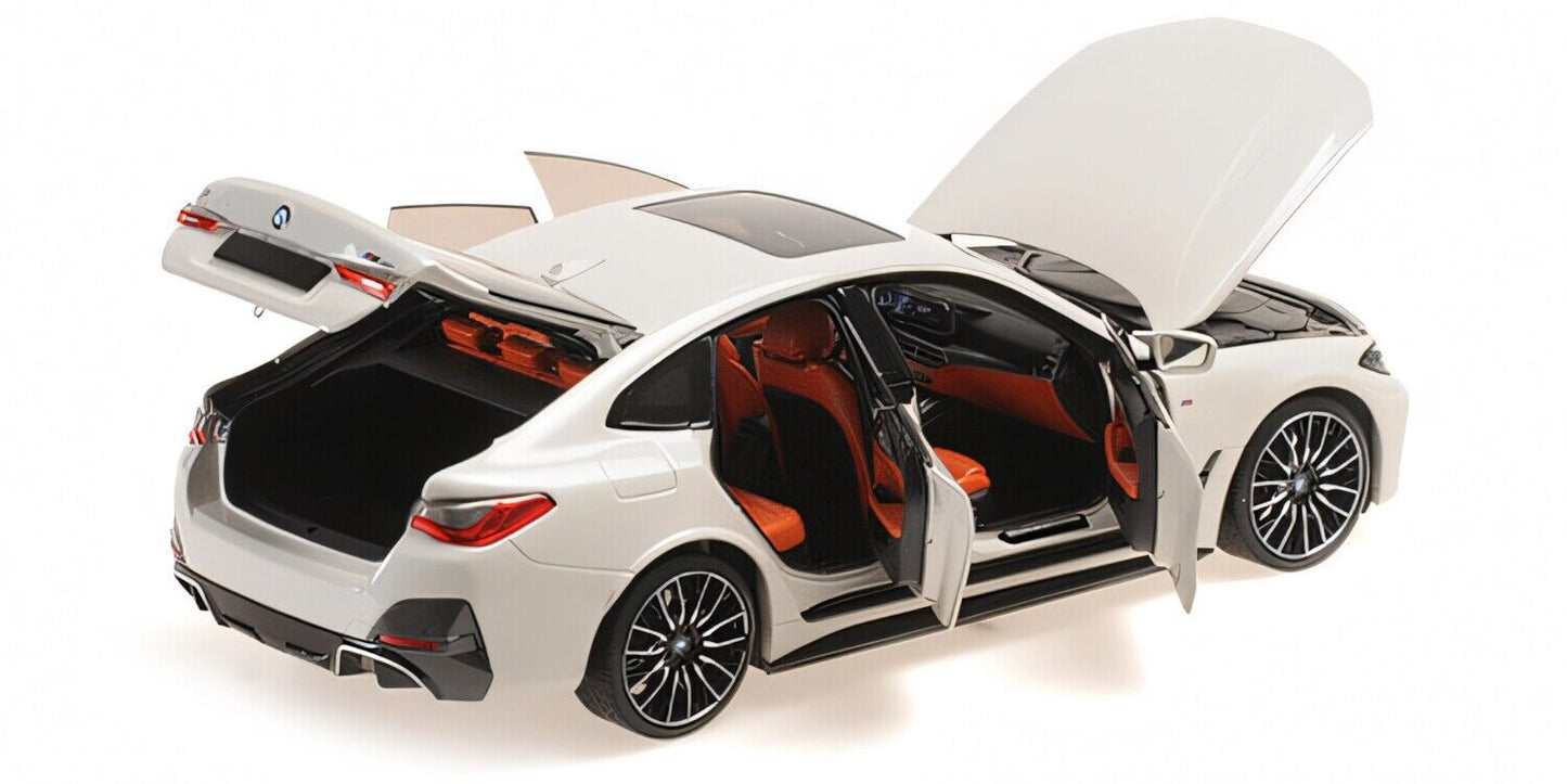 Minichamps 2022 BMW i4 (4 Series) G26 White Metallic 1:18