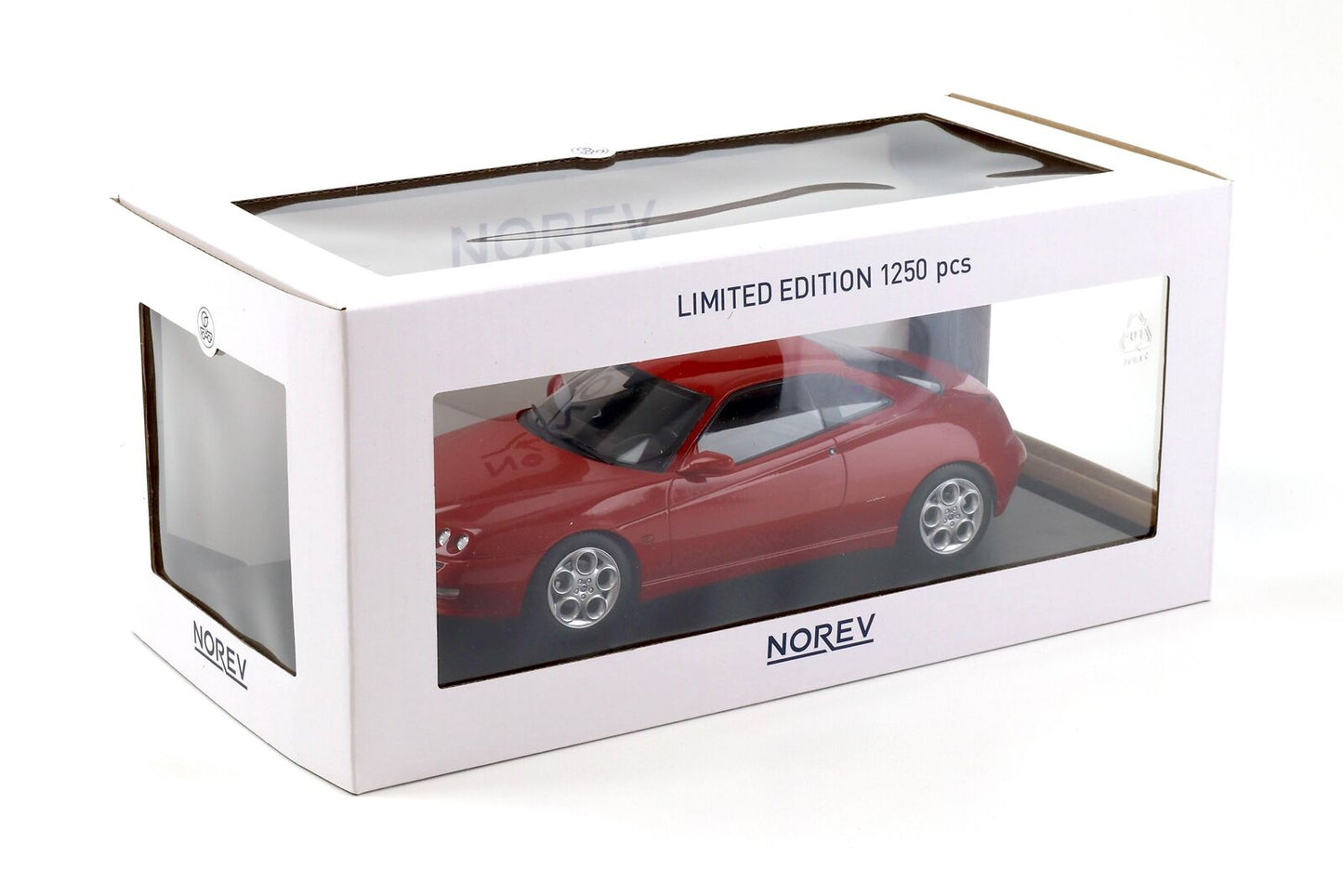 Norev 1999 Alfa Romeo GTV Coupe 2.0 16v Red 1:18