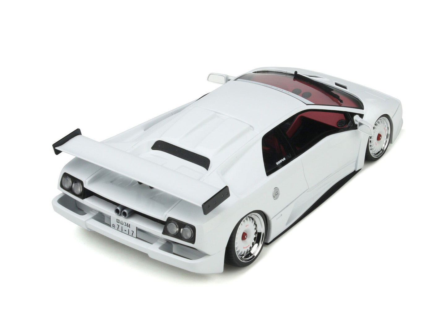 GT Spirit Lamborghini Diablo K.O. Kazuki Ohashi Madlane White 1:18