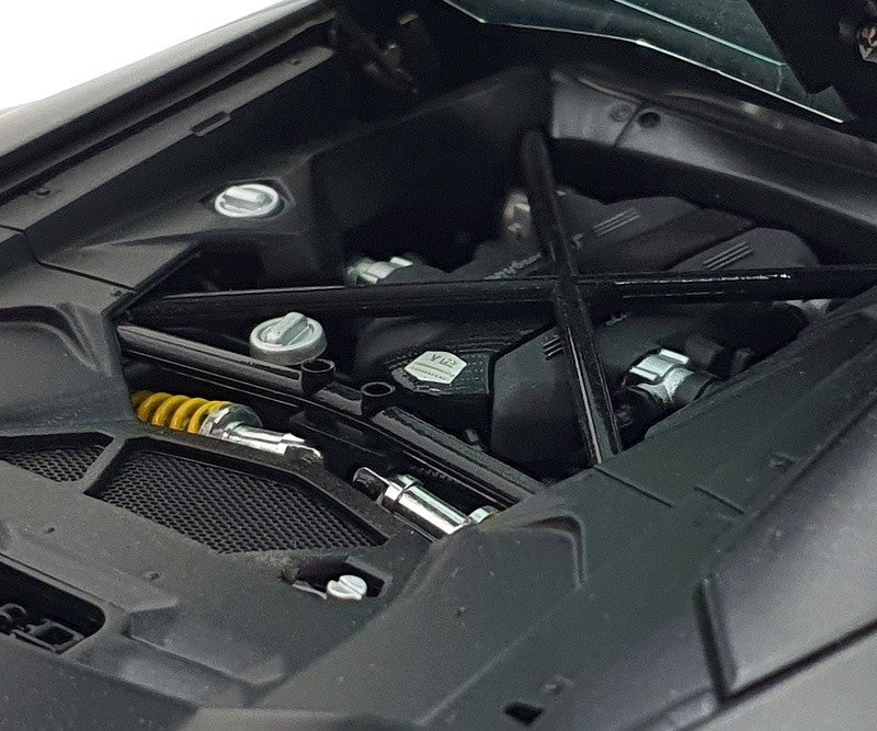 AUTOart Signature Lamborghini Aventador LP700-4 Nero Nemesis (Matte Black)  1:18