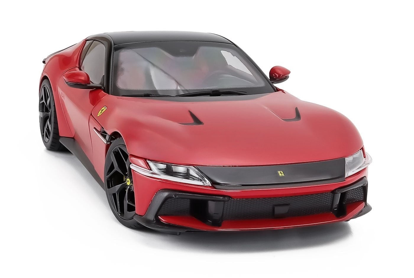 Polistil 2024 Ferrari 12Cilindri Rosso Corsa (Ferrari Red) High Fidelity WITH DISPLAY 1:18