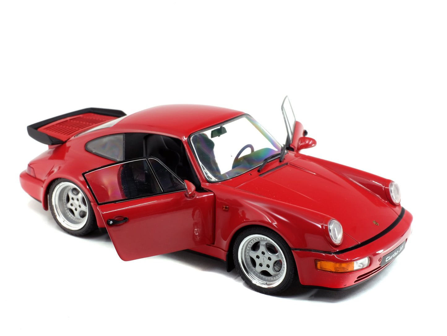 Solido 1990 Porsche 911 (964) Turbo 3.6 Indian Red 1:18