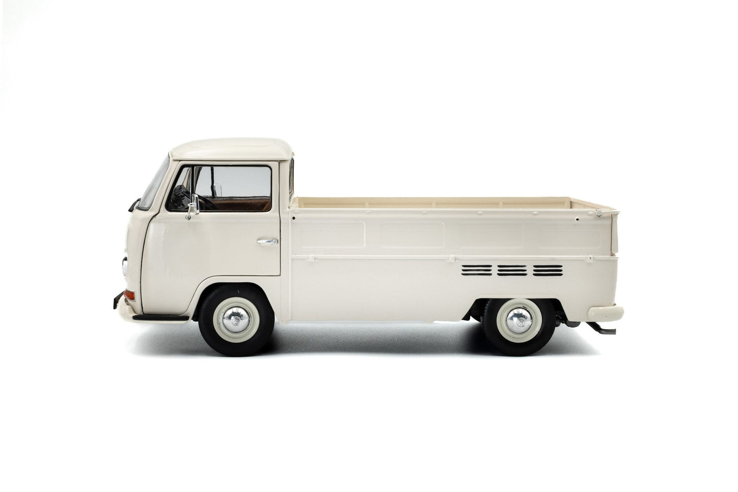 Solido 1968 Volkswagen T2 Pickup Off White 1:18