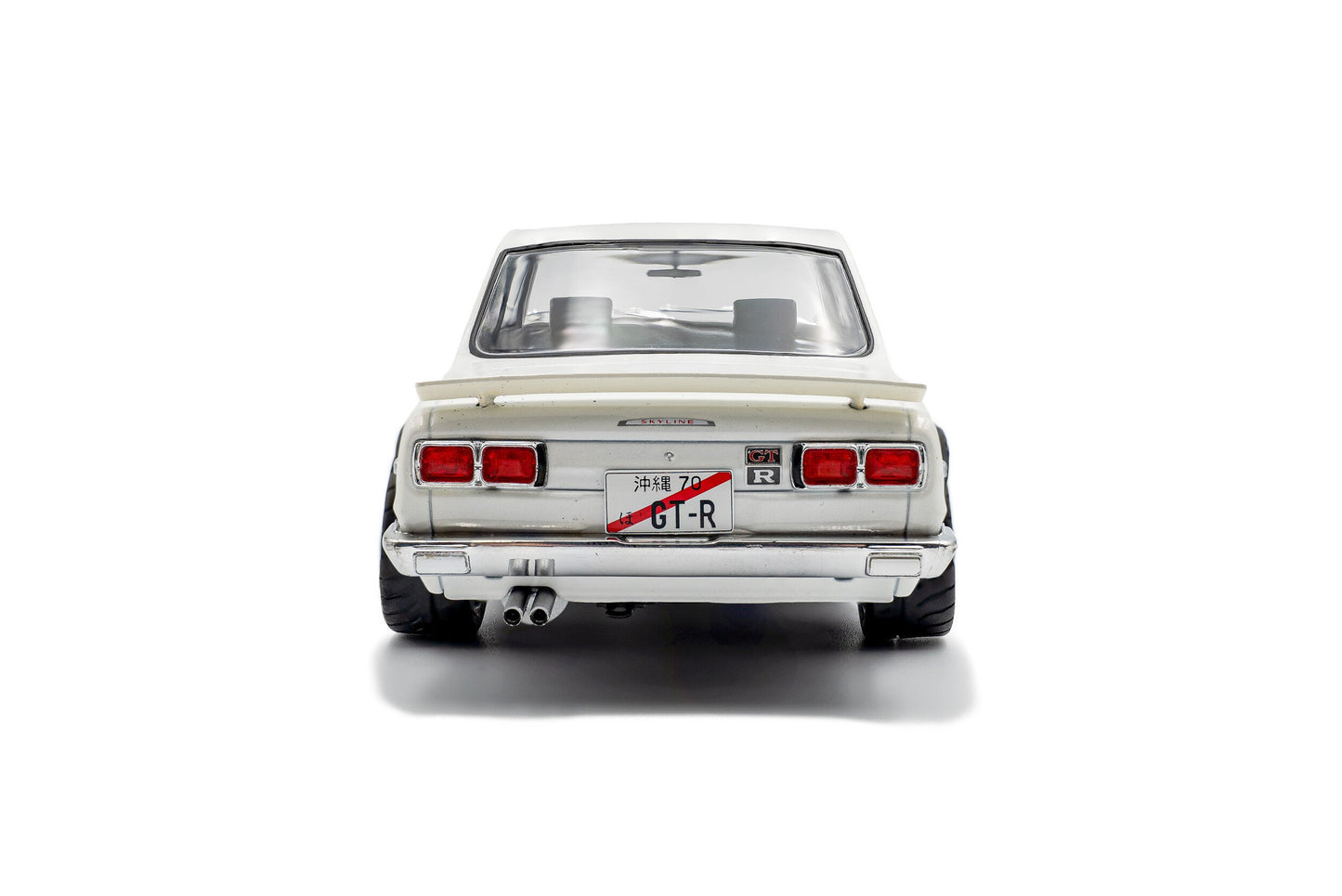 Solido 1970 Nissan Skyline (C10) Hakosuka White 1:18