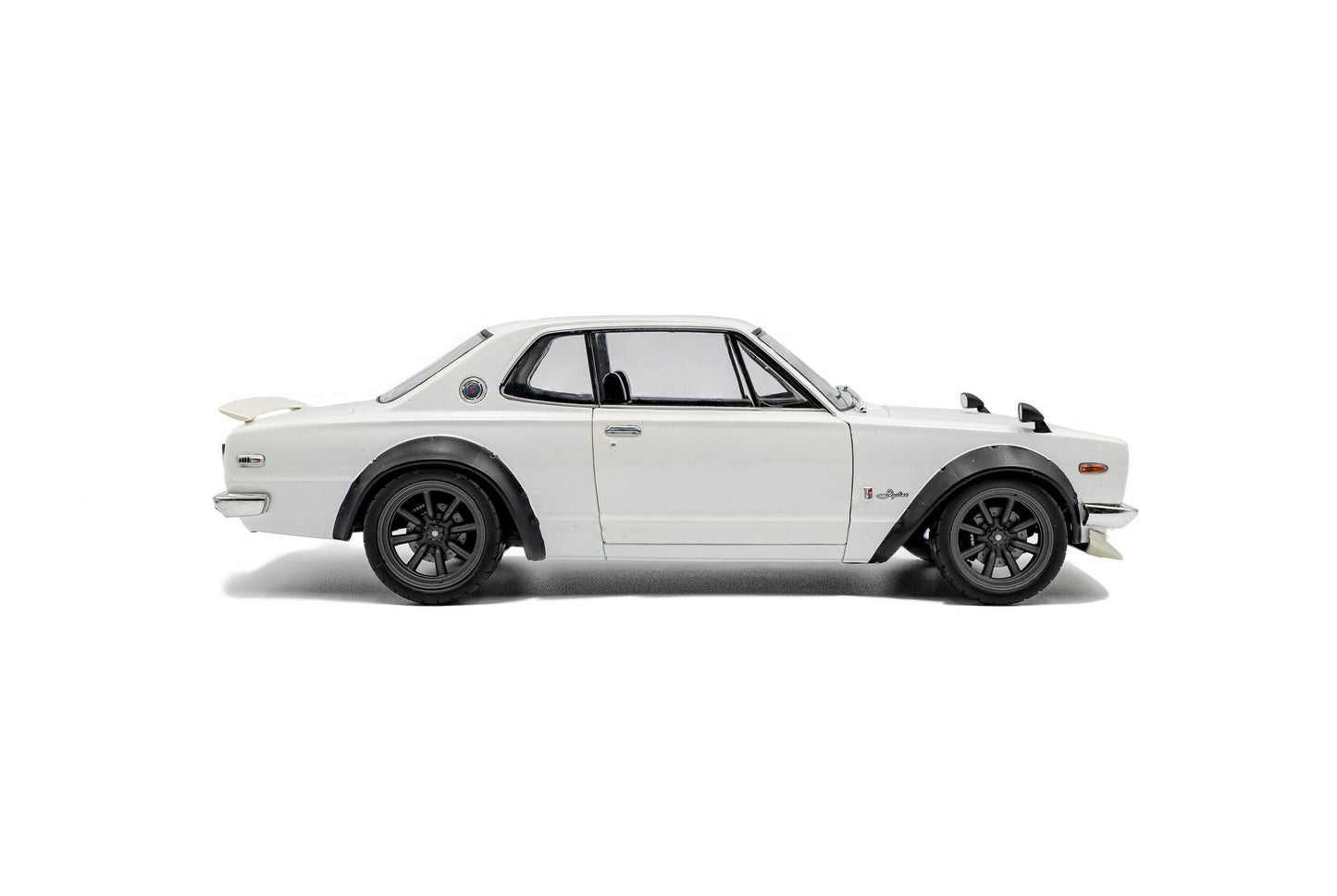 Solido 1970 Nissan Skyline (C10) Hakosuka White 1:18