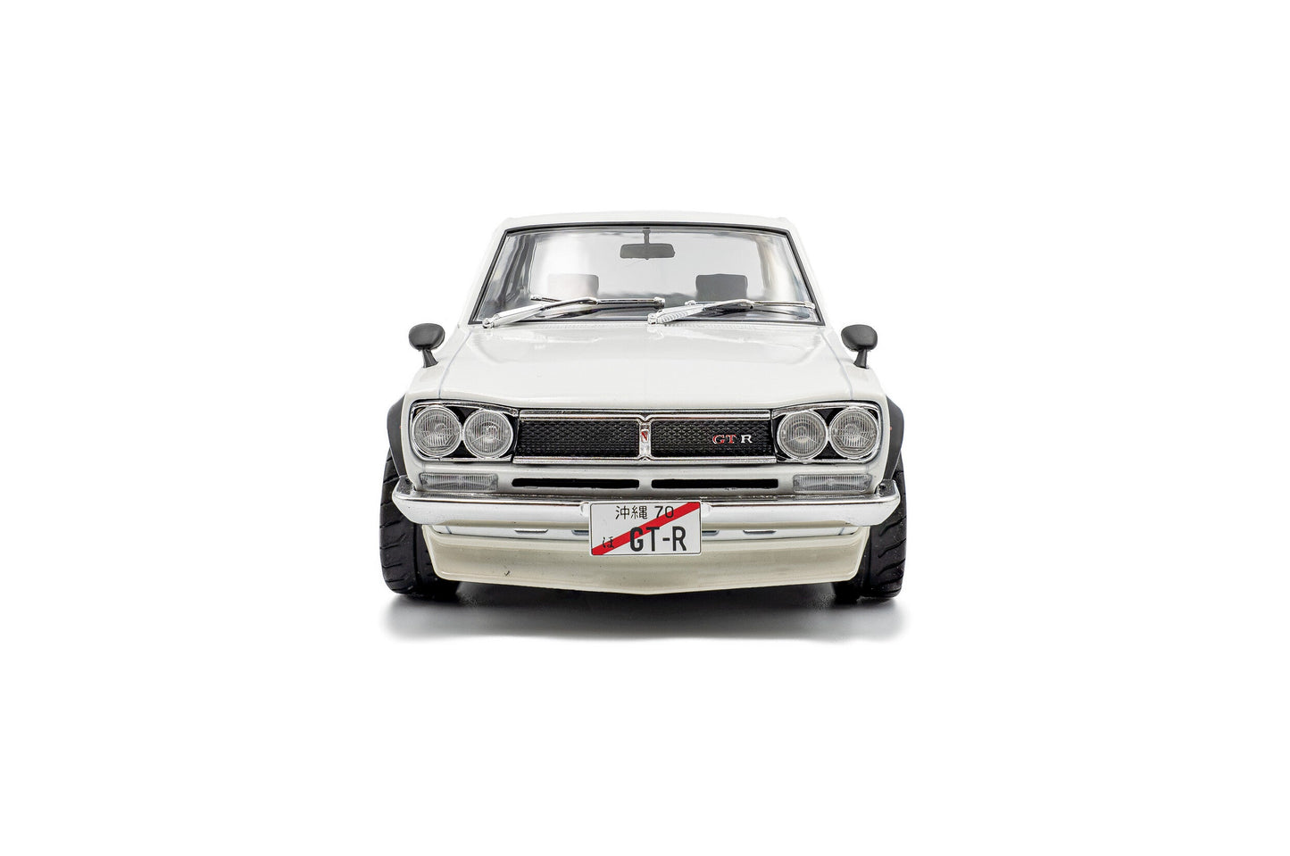 Solido 1970 Nissan Skyline (C10) Hakosuka White 1:18