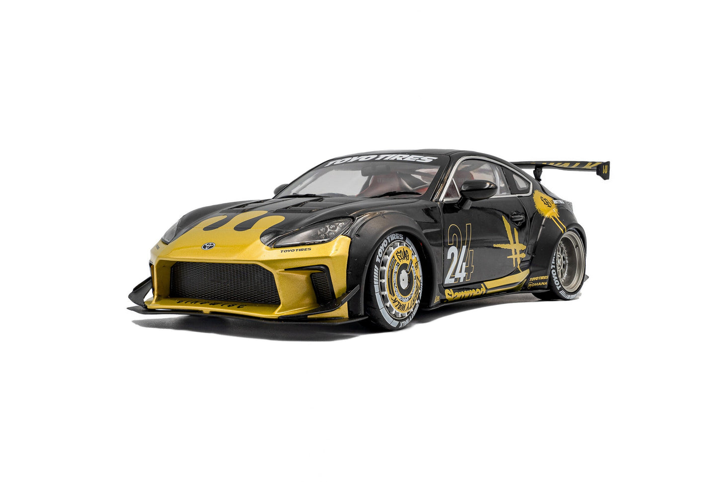 Solido 2024 Toyota GR86 LBWK Body Kit Black & Gold 1:18
