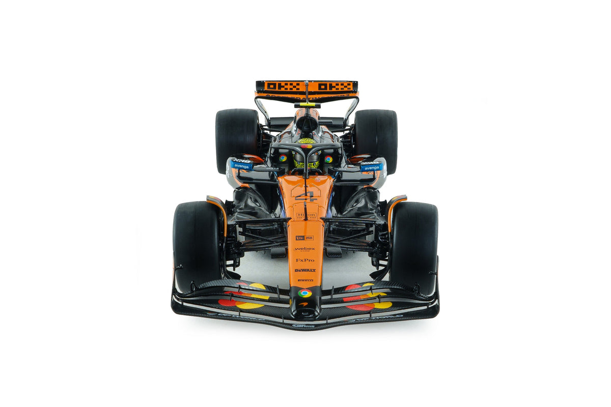 STM Diecast Solido Mclaren F1 Team MCL39 Orange #4 L. Norris Winner Australian GP 2025 1:18 - View 7