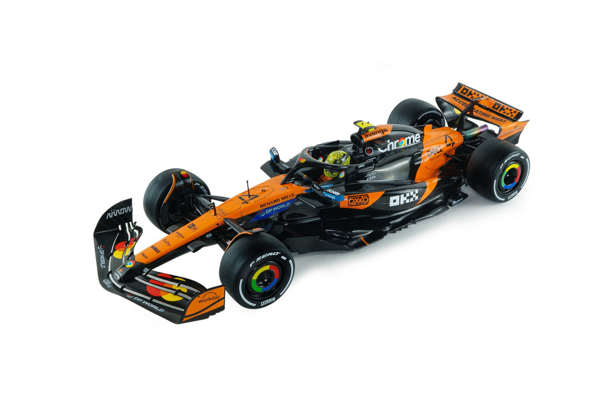 STM Diecast Solido Mclaren F1 Team MCL39 Orange #4 L. Norris Winner Australian GP 2025 1:18 - View 8