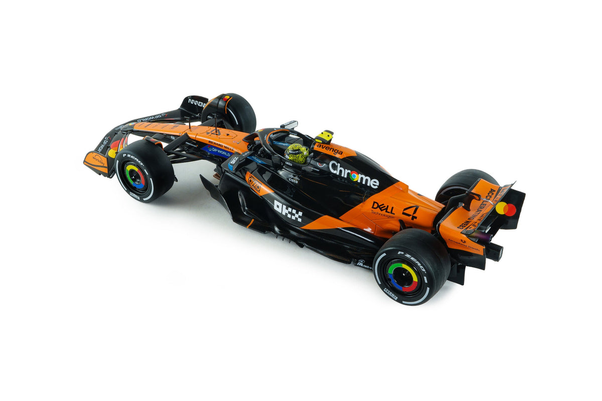 STM Diecast Solido Mclaren F1 Team MCL39 Orange #4 L. Norris Winner Australian GP 2025 1:18 - View 9