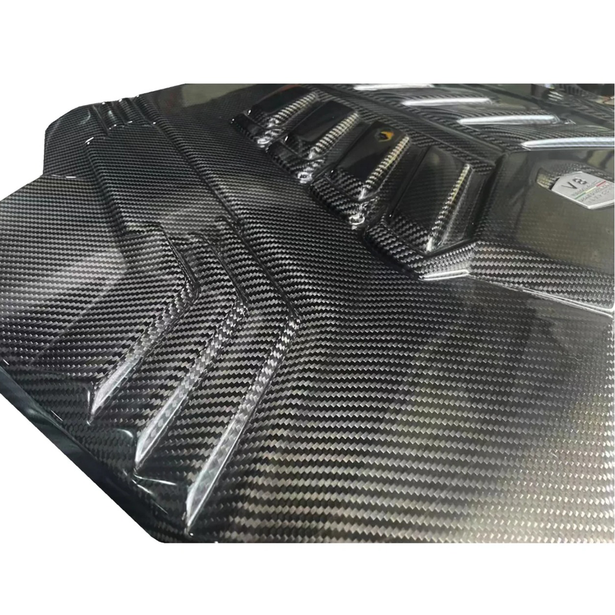 Bull Boost Performance Dry Carbon Fiber Engine Bay Cover for Lamborghini Urus - View 2