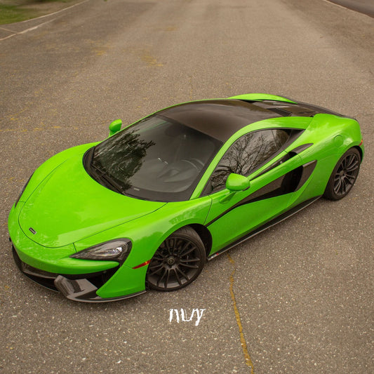 Bull Boost Performance STRATEC Dry Carbon Fiber Side Skirts for McLaren 570S