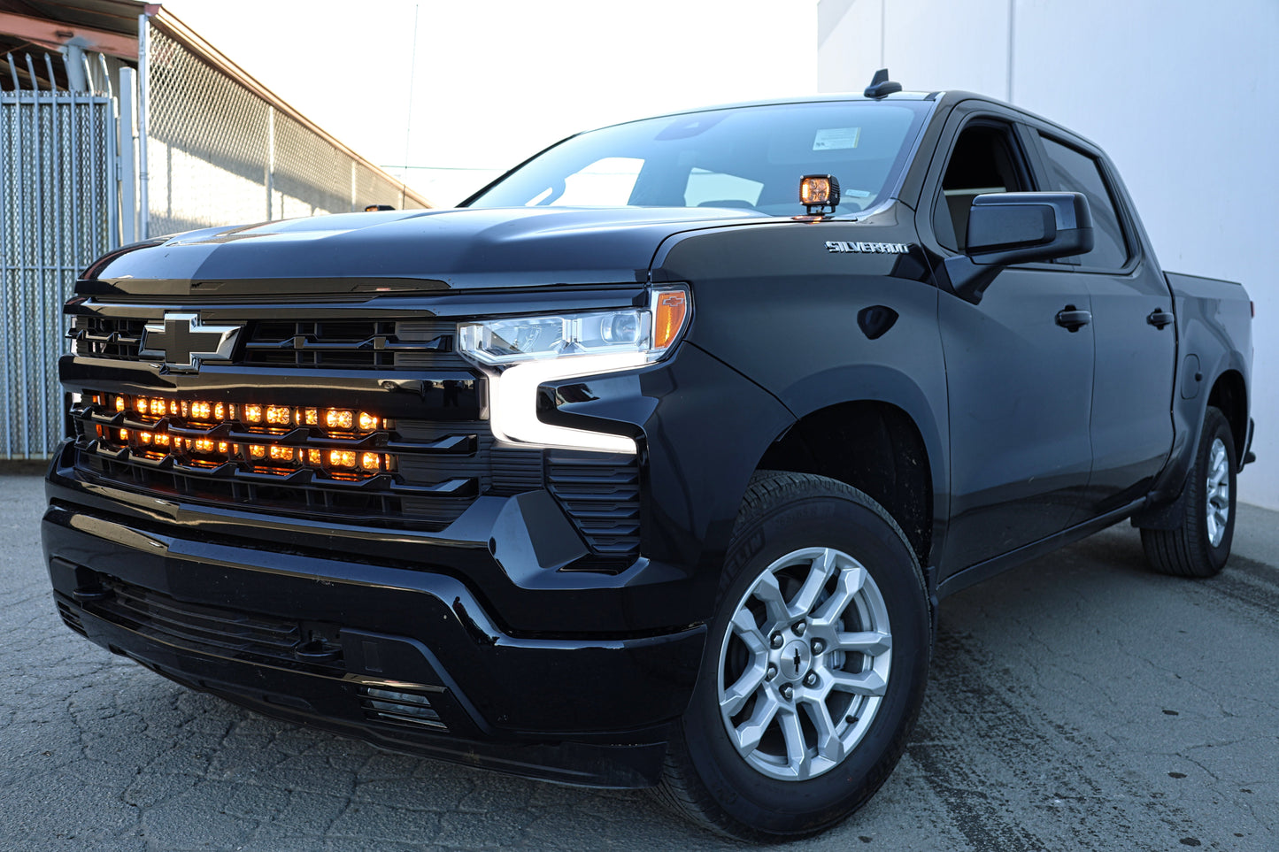 2022+ Chevrolet Silverado 1500 Ditch Lights
