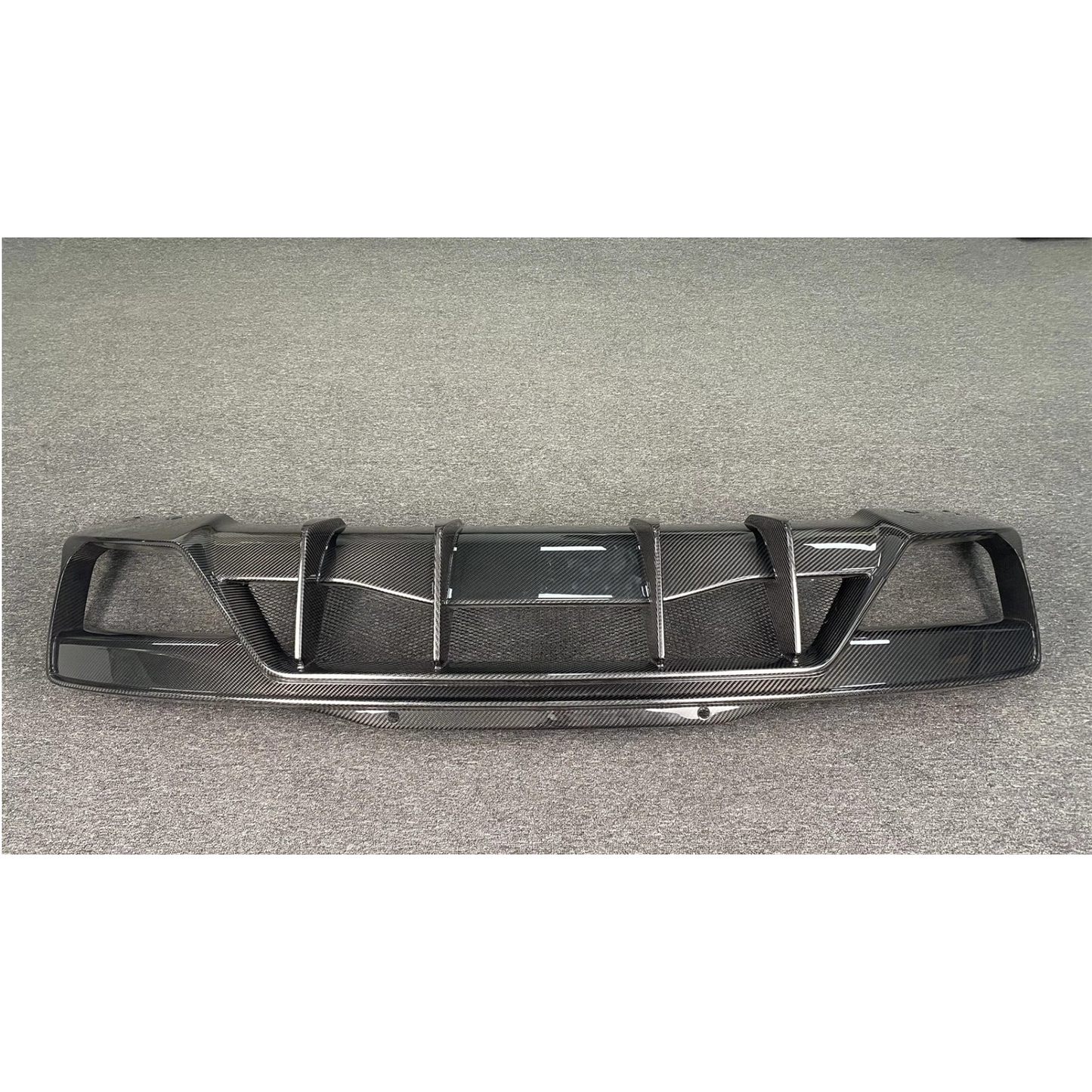 AD Style Dry Carbon Fiber Rear Diffuser for Chevrolet Corvette C8