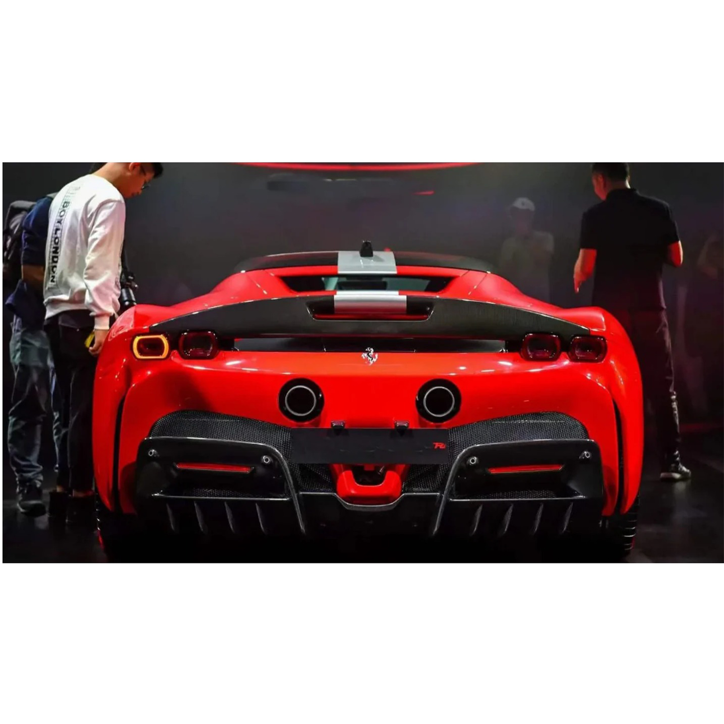 Carbon Fiber Rear Spoiler for Ferrari SF90