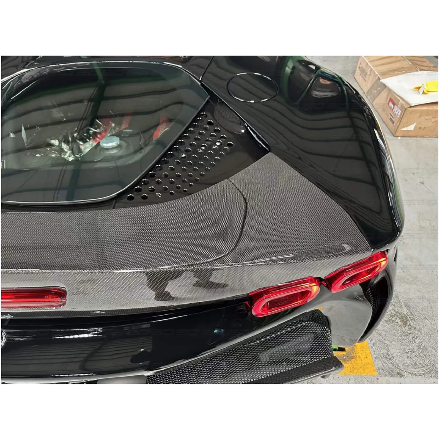 Carbon Fiber Rear Spoiler for Ferrari SF90
