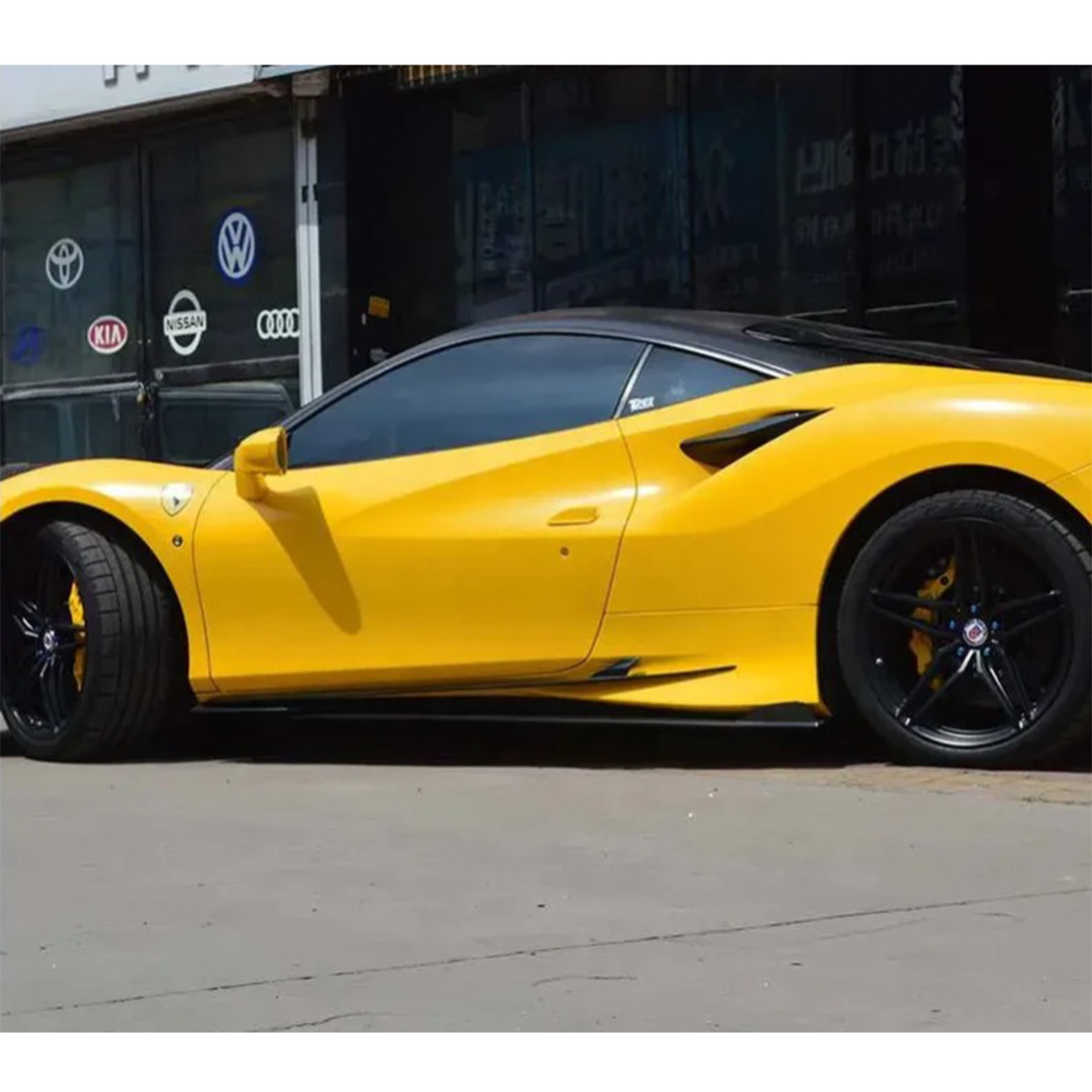 Carbon Fiber Side Vent Trims for Ferrari F8 Tributo