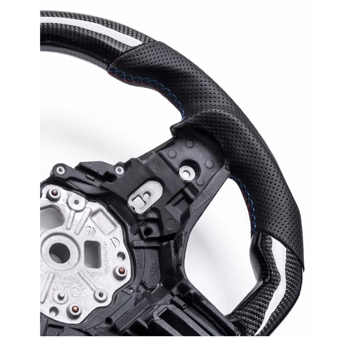 STRATEC SYSTEMS Carbon Fiber Heated Steering Wheel for BMW G Chassis Series - View 3