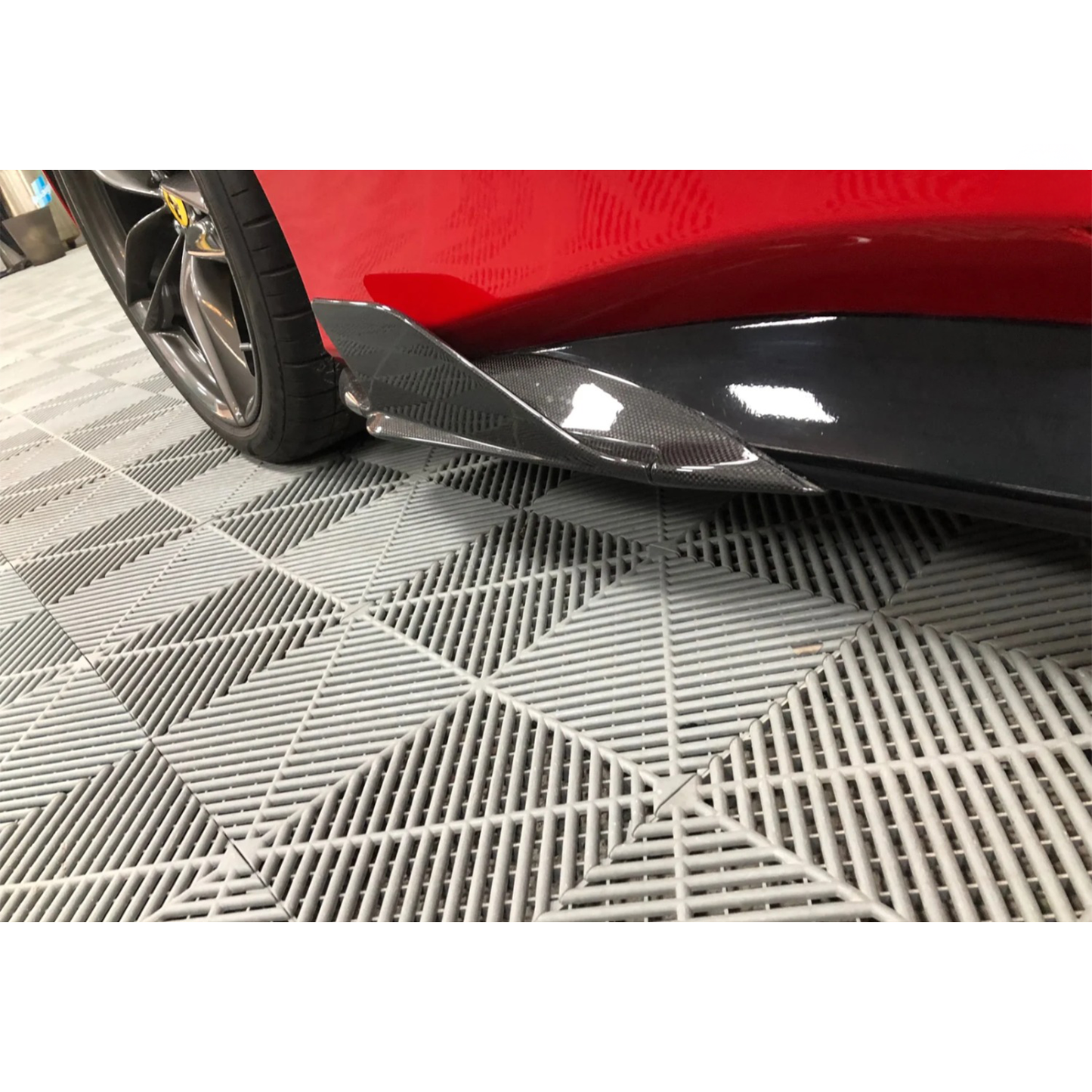 Carbon Fiber Corner Side Skirt Winglet for Ferrari 488