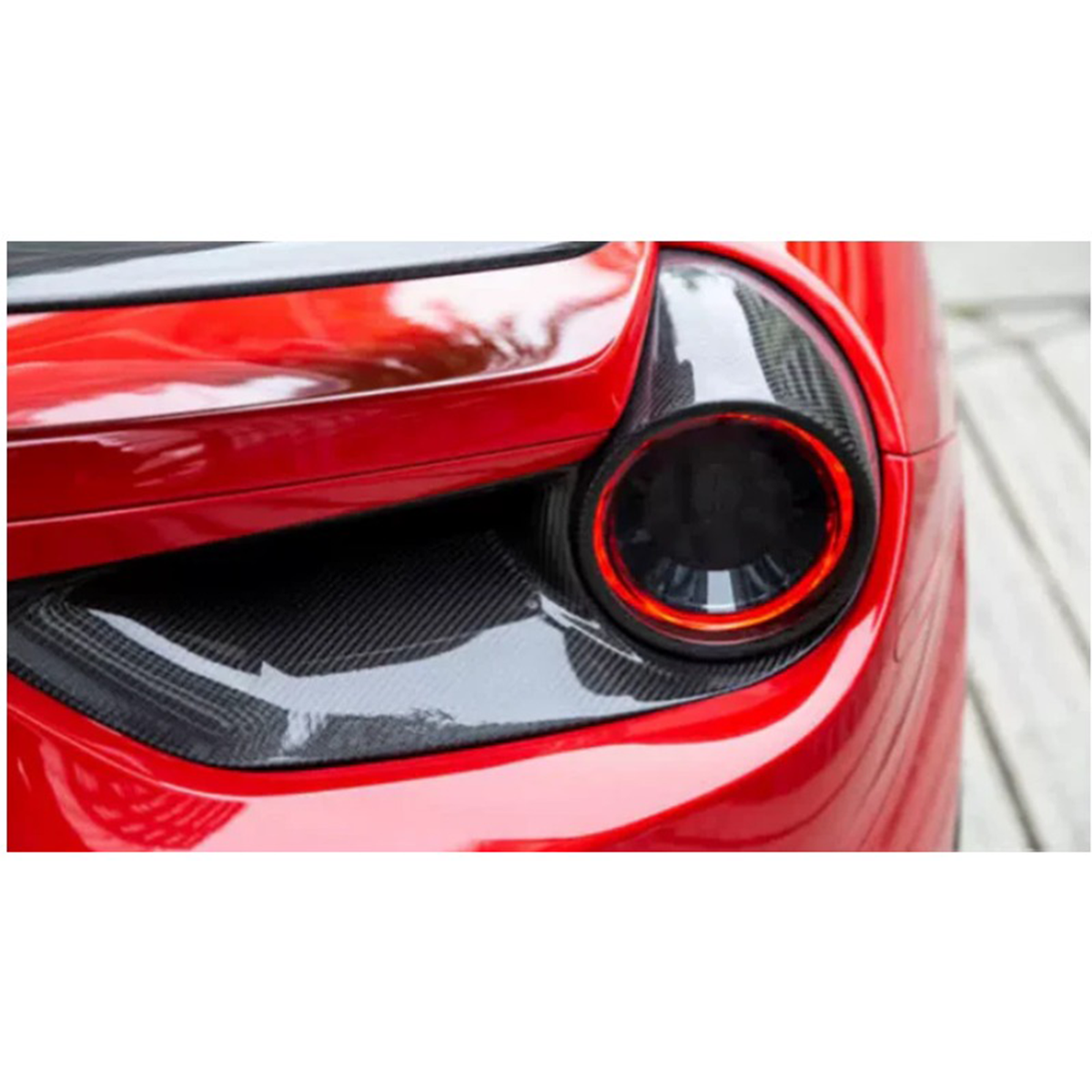 STRATEC SYSTEMS N Style Carbon Fiber Rear Fog Tail Light Surround Cover for Ferrari 488 GTB / Spider