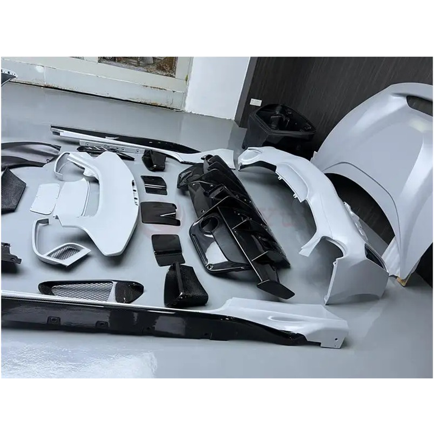 488 Pista Style Carbon Fiber Full Conversion Kit for Ferrari 488