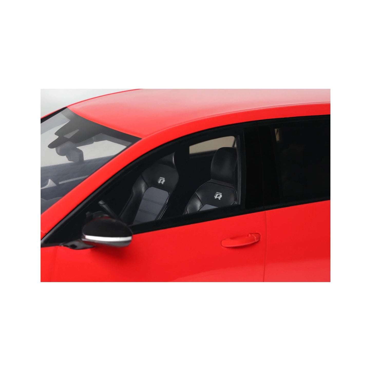 Otto 2018 Volkswagen Golf R MK7 (7.5) Oettinger Tornado Red 1:18