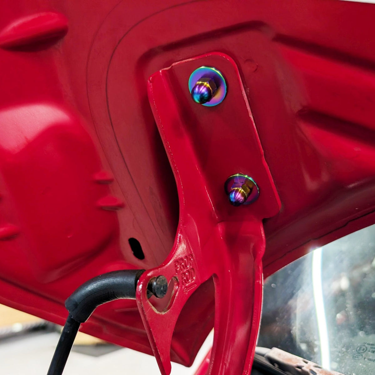 ZSPEC Titanium Hood Hardware Kit for the '07-25 Fiat 500 & Abarth